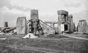 Gowland Excavation 1901 (English Heritage Archive)